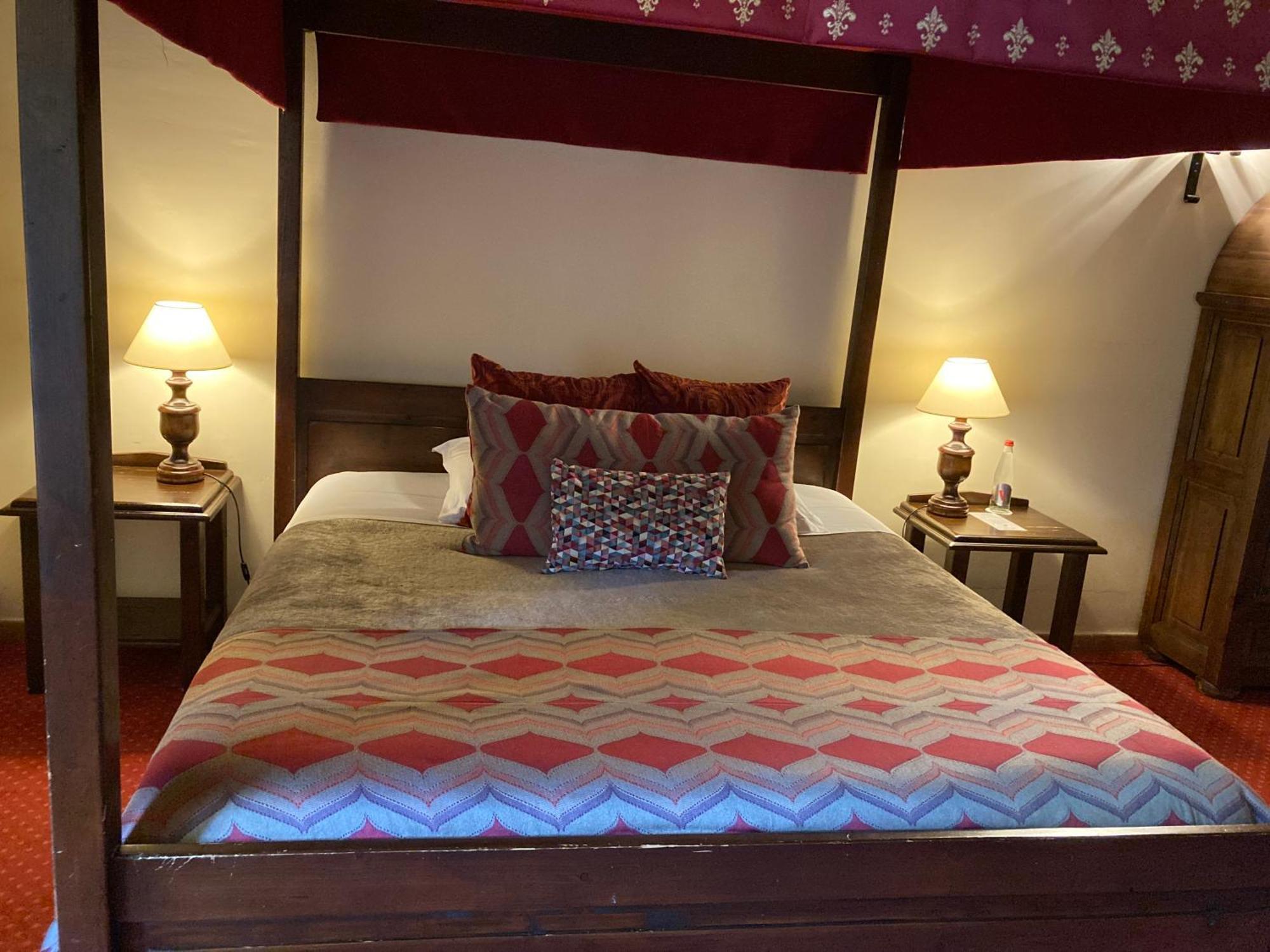 Chateau Des Ducs De Joueuse, Bw Signature Collection 4*