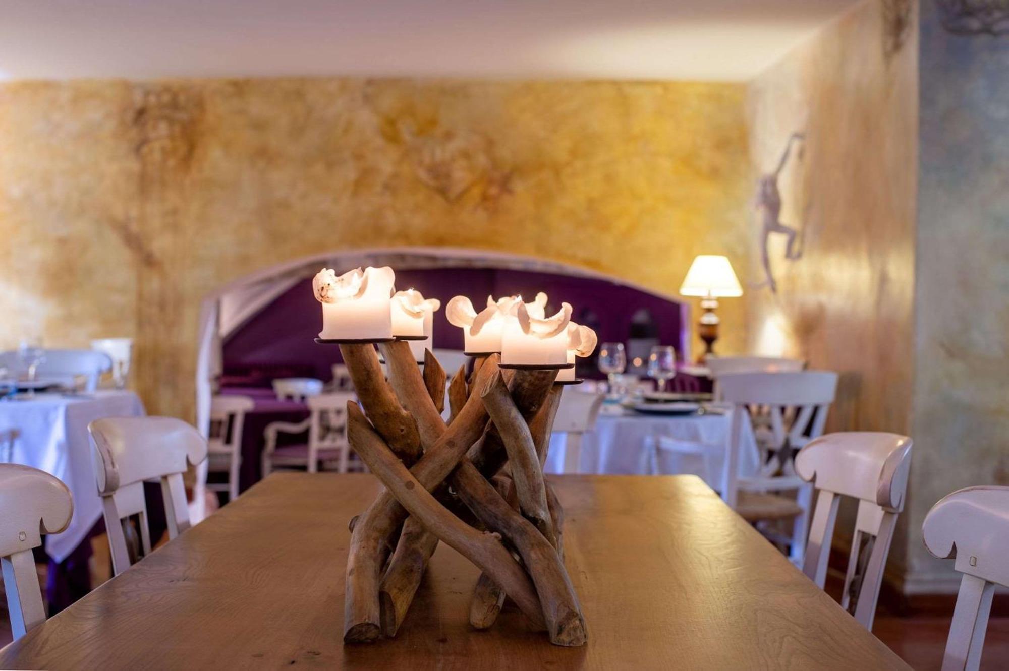 Chateau Des Ducs De Joueuse, Bw Signature Collection Hotel Couiza