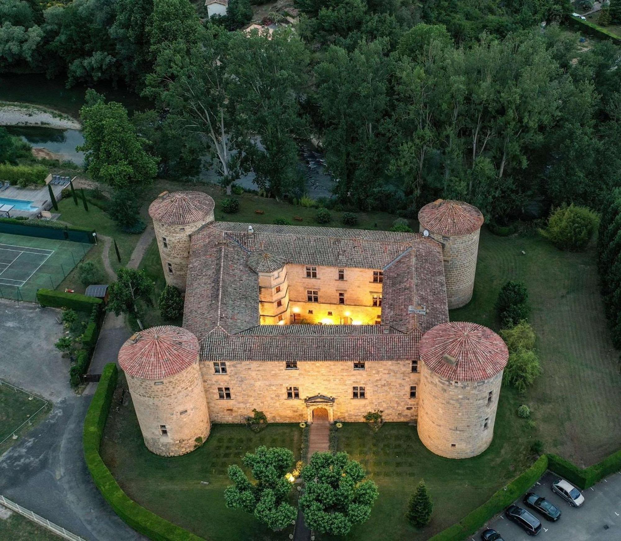 Chateau Des Ducs De Joueuse, Bw Signature Collection 4*