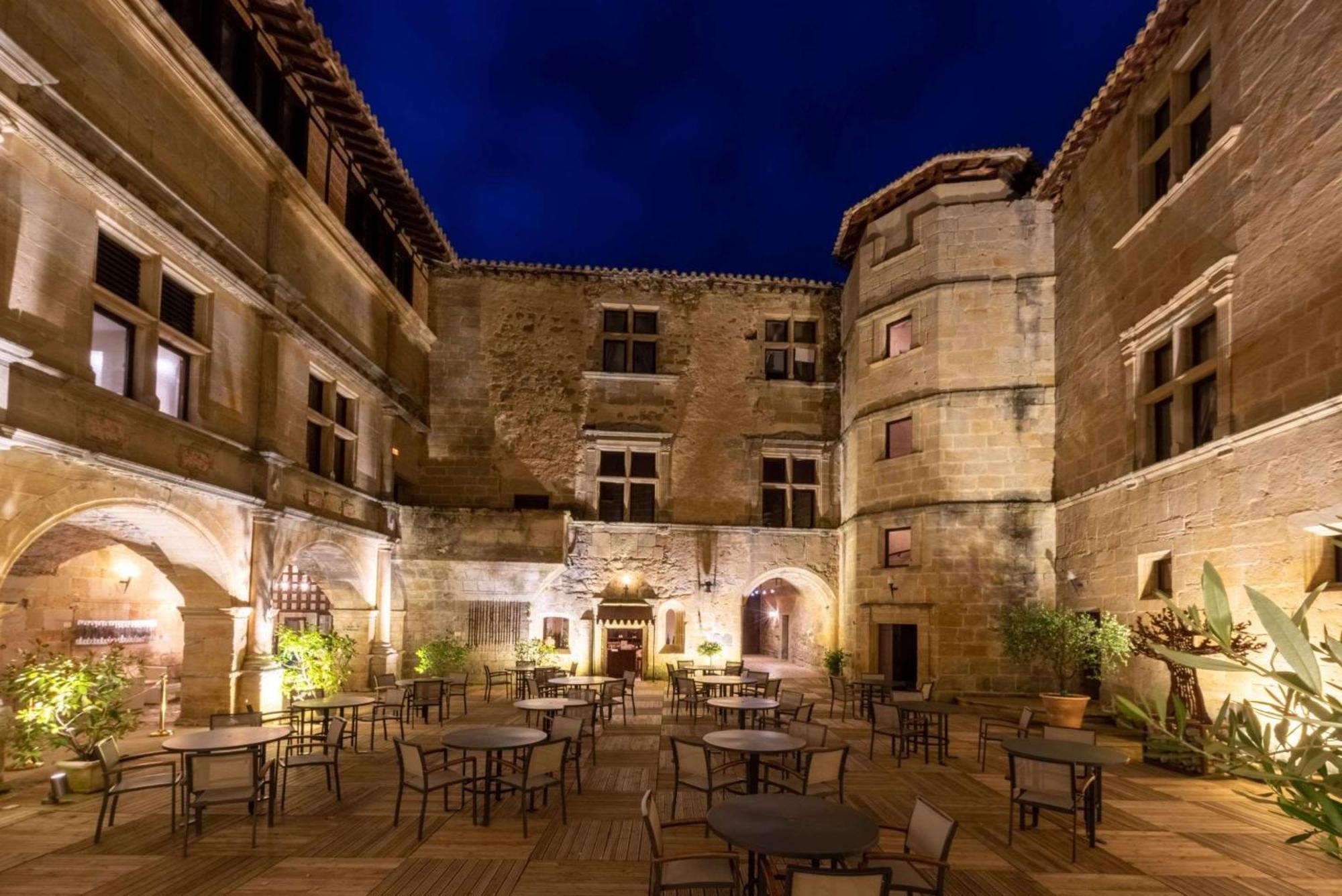 Chateau Des Ducs De Joueuse, Bw Signature Collection Hotel