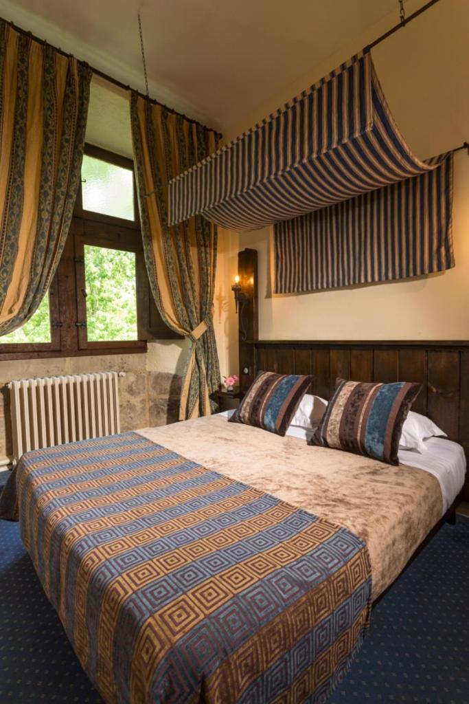 Hotel Chateau Des Ducs De Joueuse, Bw Signature Collection