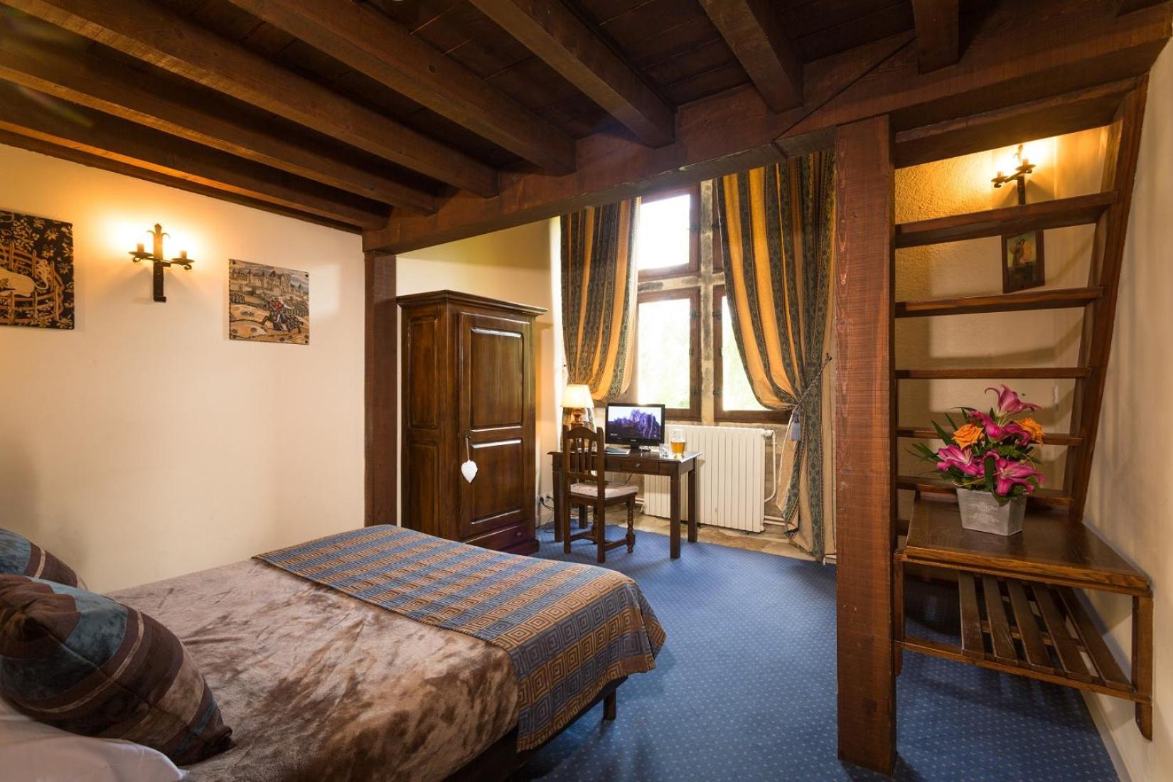 Hotel Chateau Des Ducs De Joueuse, Bw Signature Collection